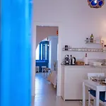 Thalassophile, Little Venice Mykonos